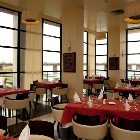 Hotel El Farouk Bamako Bagian luar foto