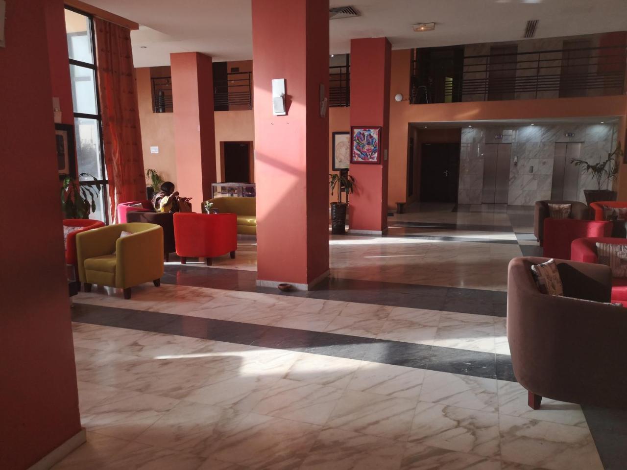 Hotel El Farouk Bamako Bagian luar foto